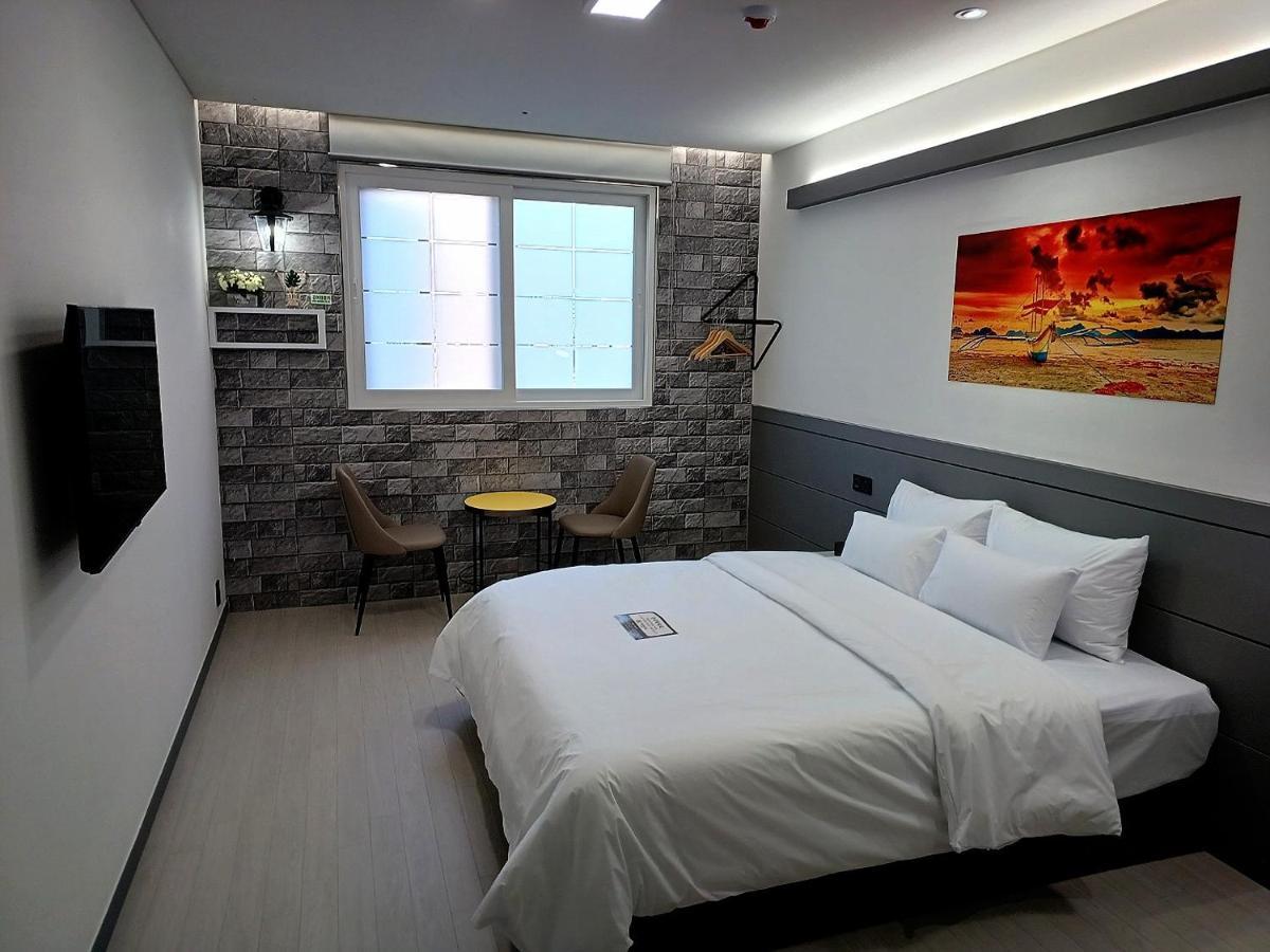 Hi& Hotel Pyeongtaek Buitenkant foto